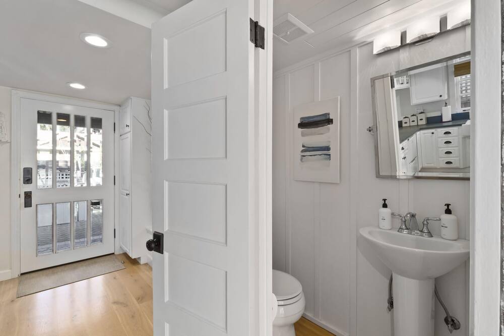 Photo of Bathroom in Capitola