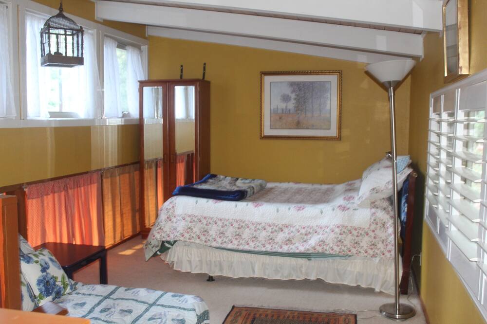 Photo of Bedroom in Scotts Valley
