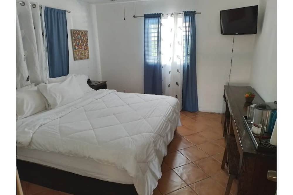 Photo of Bedroom in Middle Caicos
