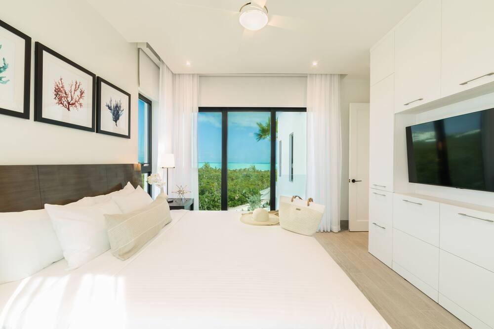 Photo of Bedroom in Long Bay Hills