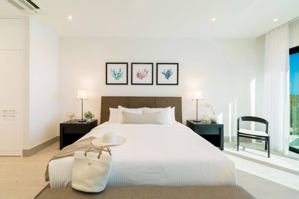 Photo of Bedroom in Long Bay Hills