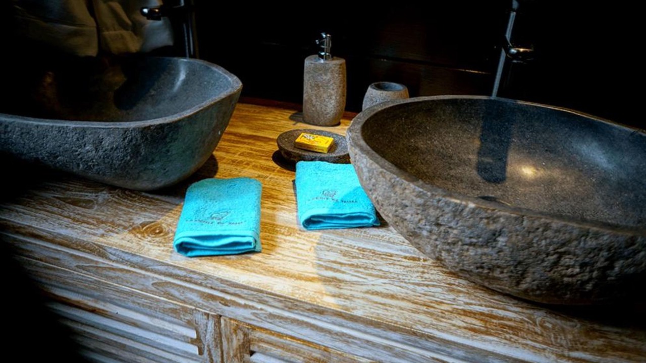 Photo of Bathroom in Taha'a