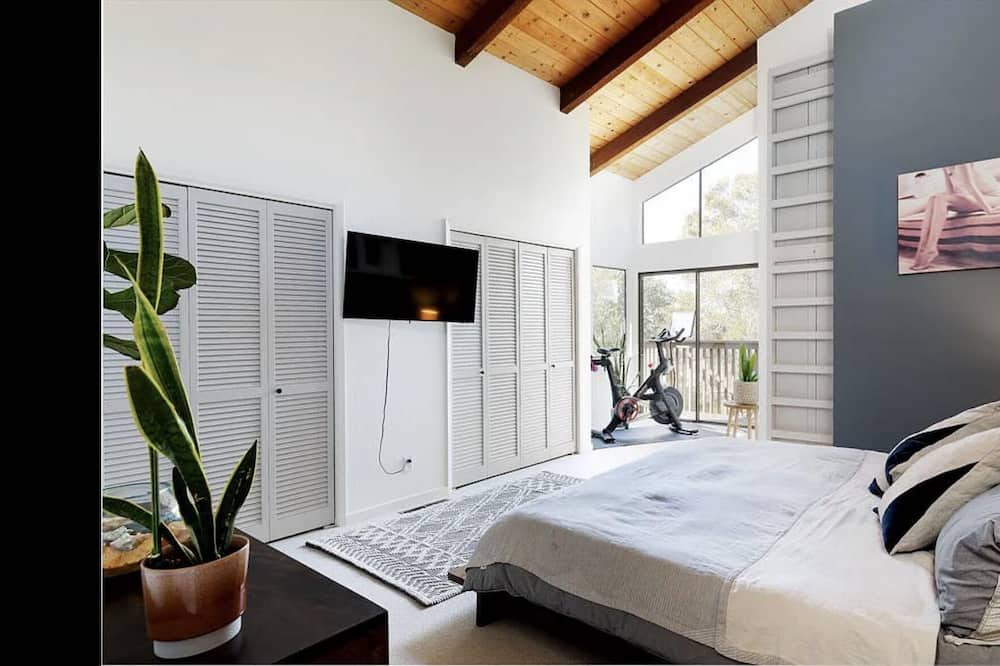 Photo of Bedroom in Day Valley