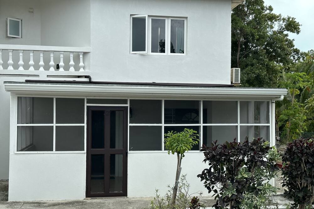 Photo of Outdoor in Leeward Settlement