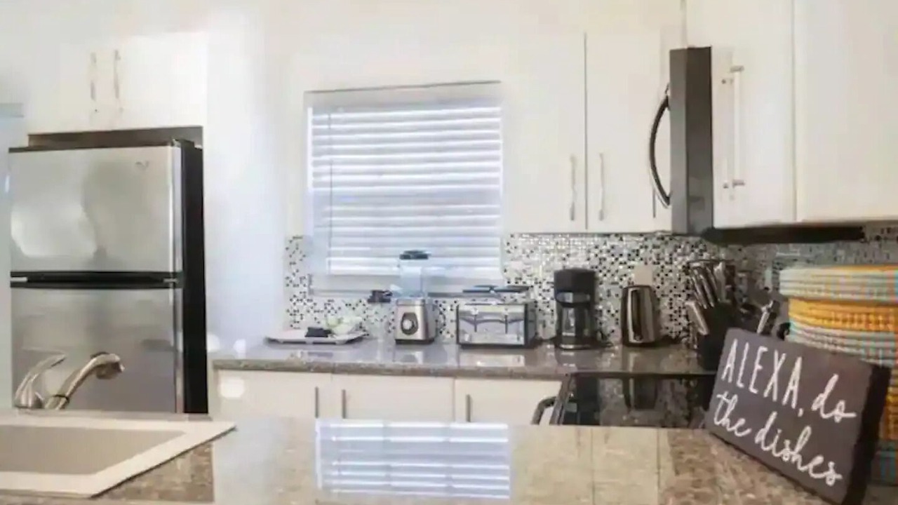 Photo of Kitchen in Venetian Road Settlement