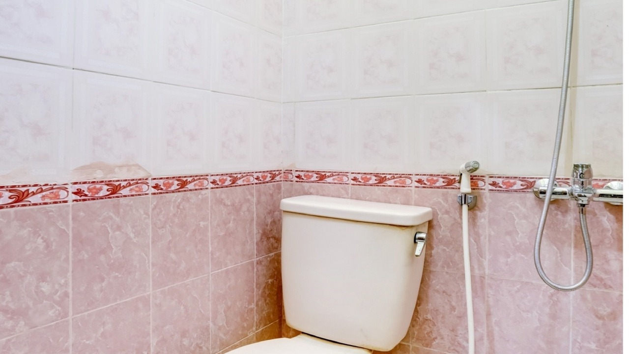 Photo of Bathroom in Diponegoro