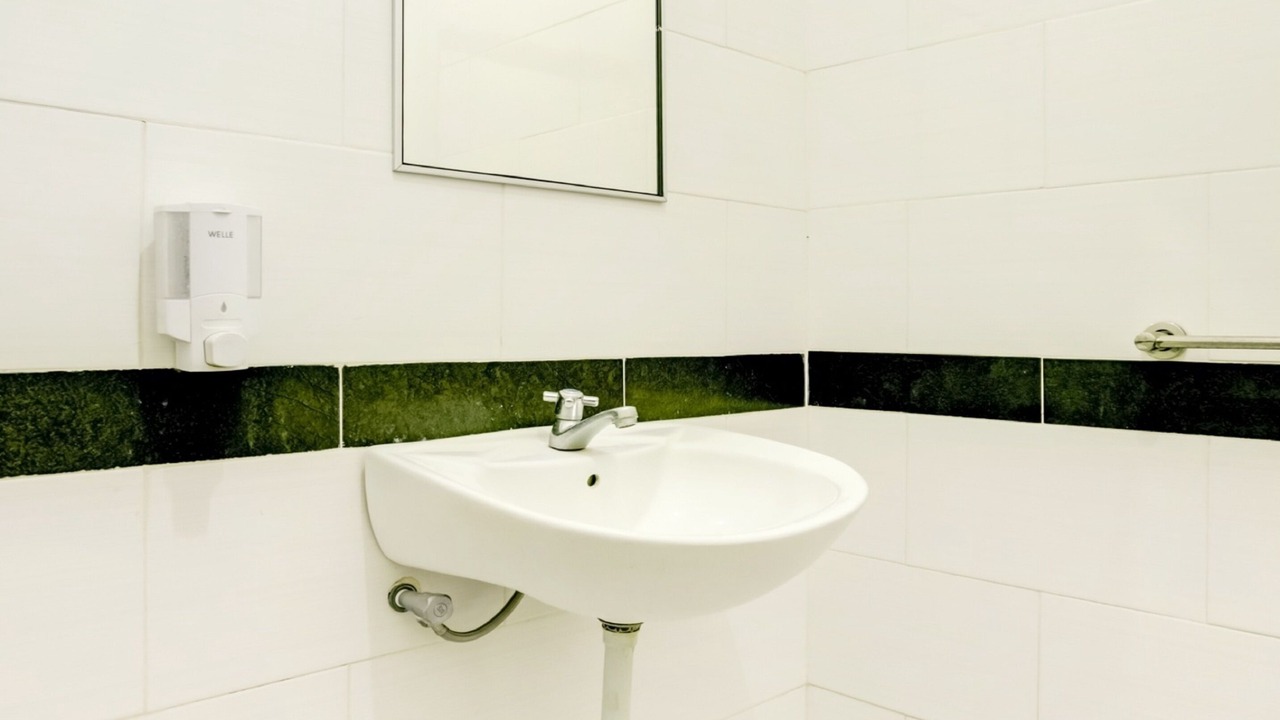 Photo of Bathroom in Diponegoro