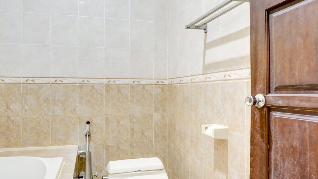 Photo of Bathroom in Diponegoro