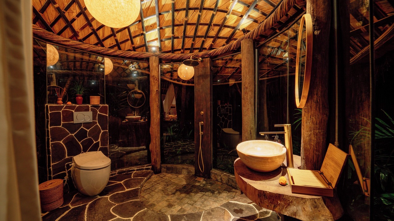 Photo of Bathroom in Selat