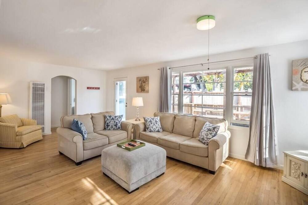 Photo of Bedroom in Eastside Santa Cruz