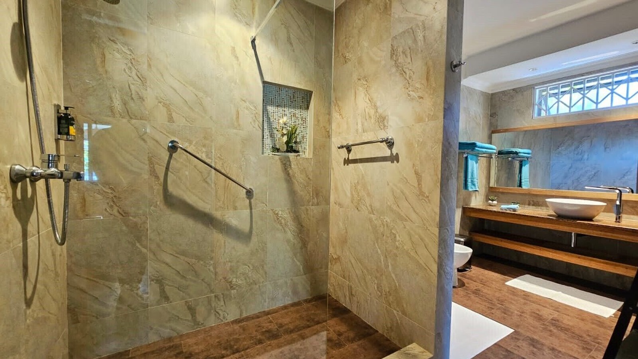 Photo of Bathroom in Pointe Au Sel