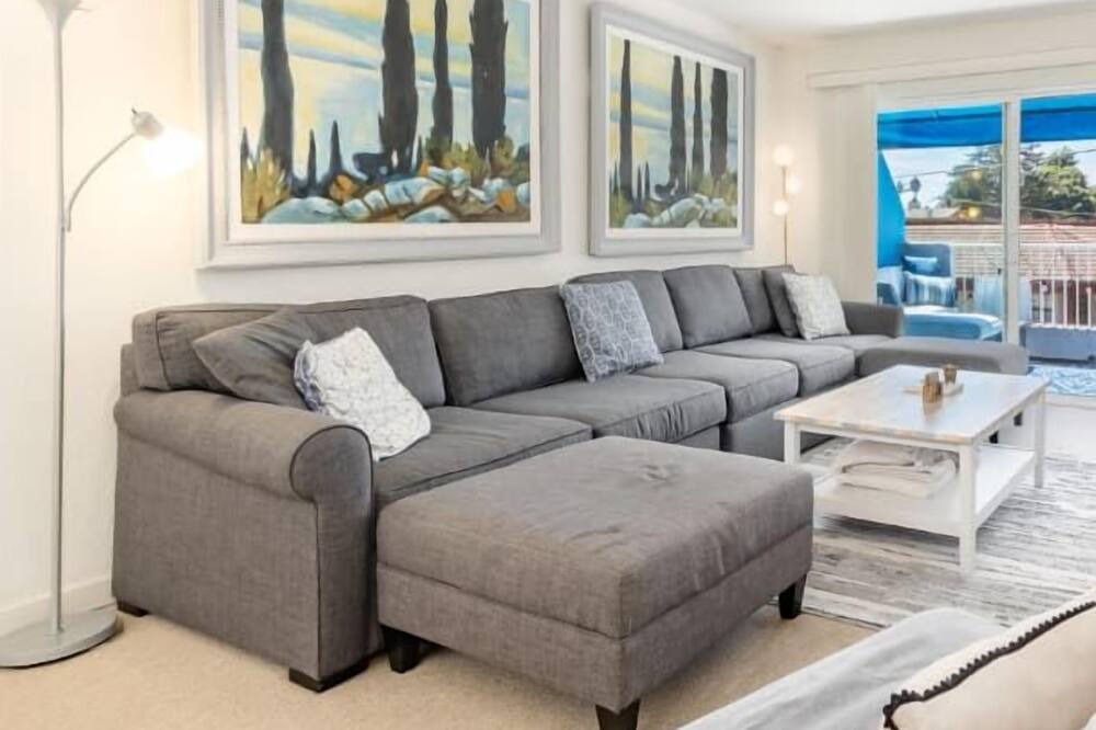 Photo of Livingroom in Capitola