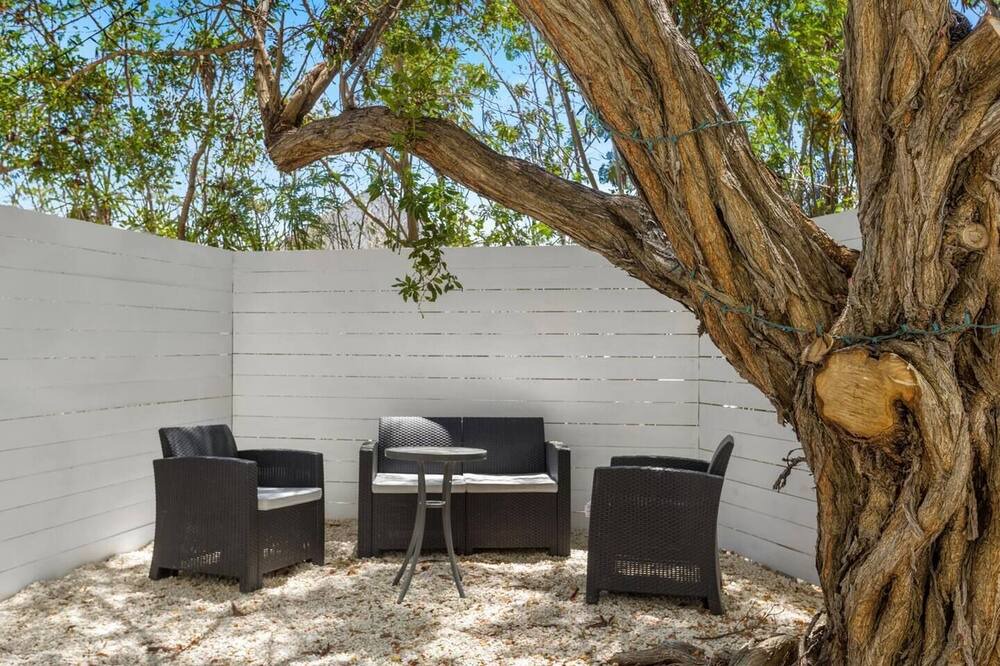 Photo of Outdoor in Venetian Road Settlement