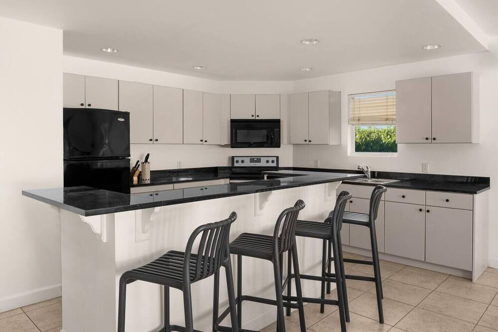 Photo of Kitchen in Venetian Road Settlement