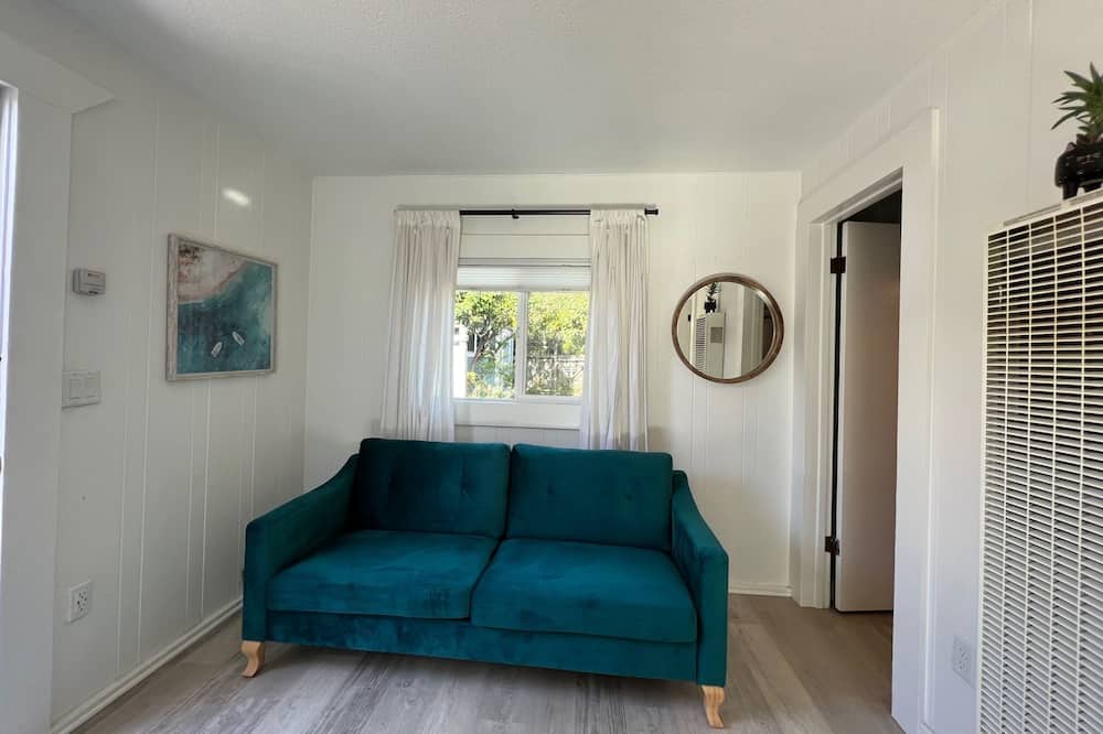 Photo of Livingroom in Seabright