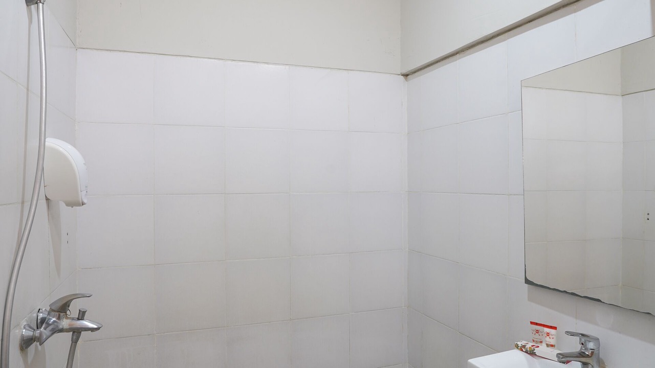 Photo of Bathroom in Panjer