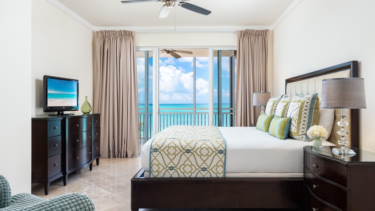 Photo of Bedroom in Grace Bay