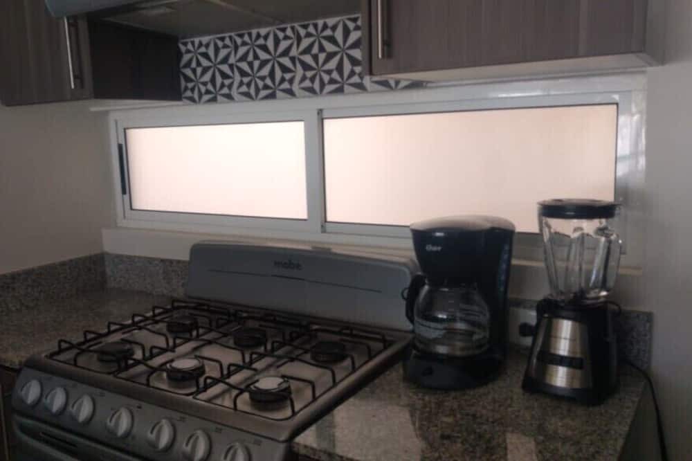 Photo of Kitchen in Jacinto Pat