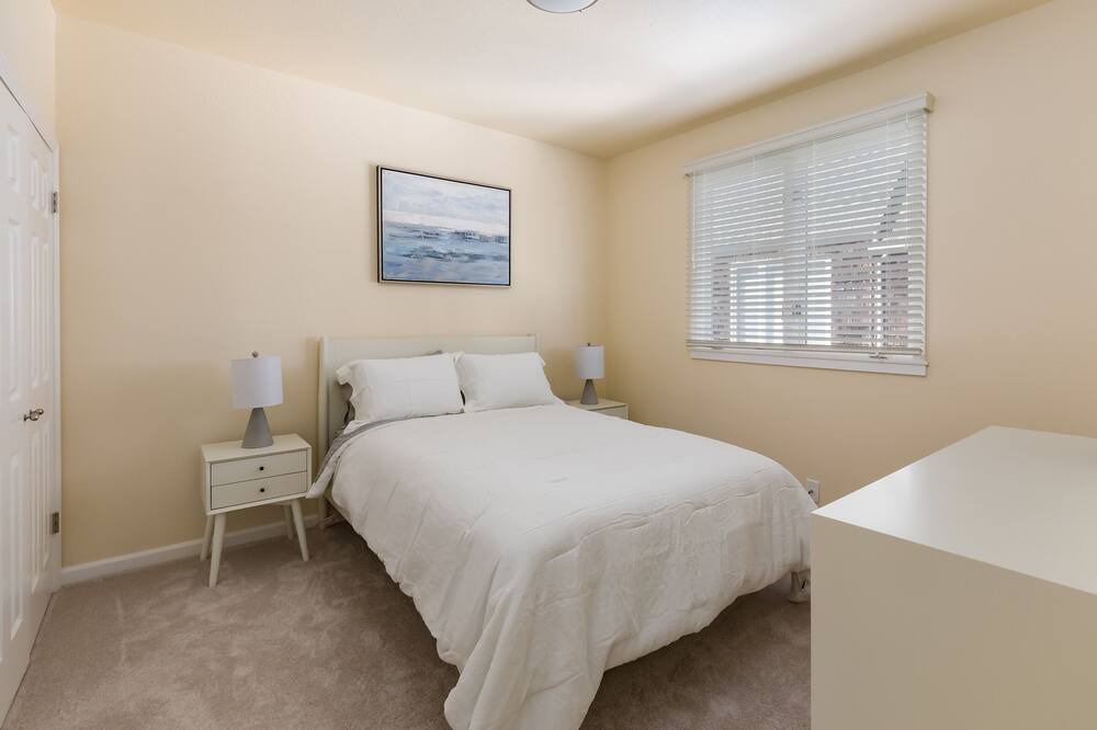 Photo of Bedroom in Seabright