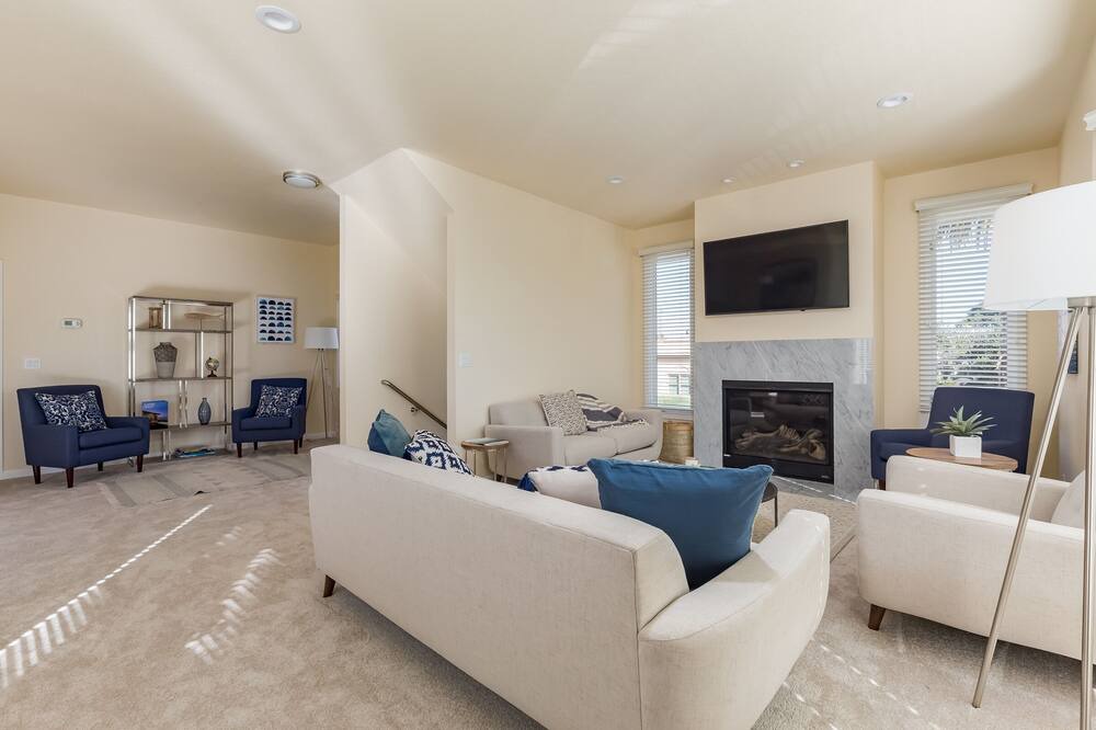 Photo of Livingroom in Seabright