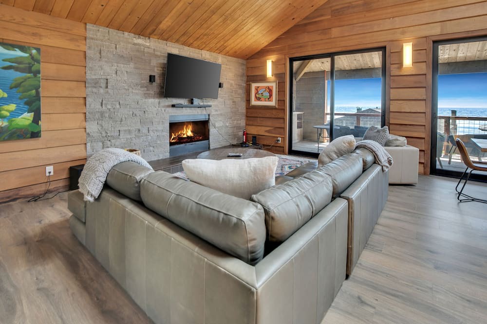 Photo of Livingroom in Watsonville