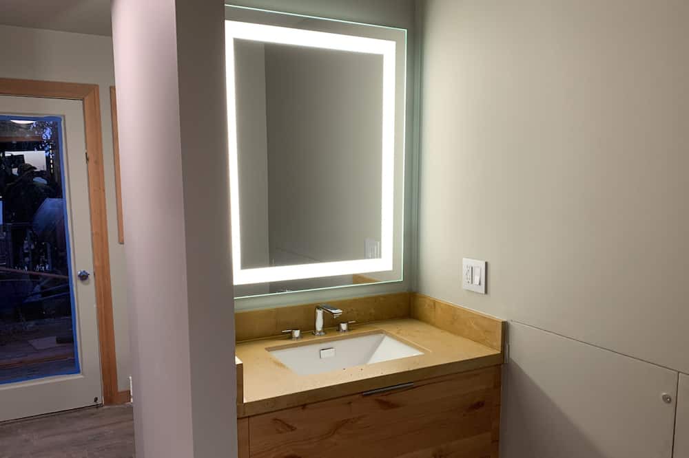 Photo of Bathroom in Watsonville