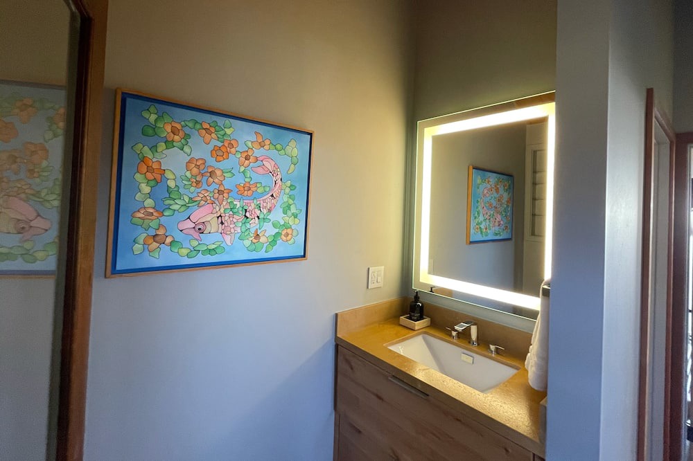 Photo of Bathroom in Watsonville