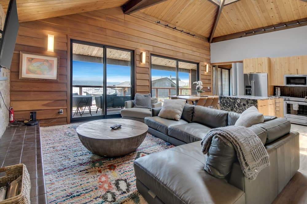 Photo of Livingroom in Watsonville