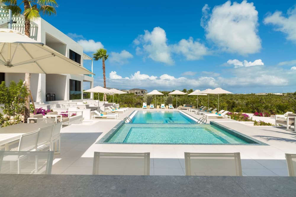 Photo of Outdoor in Long Bay