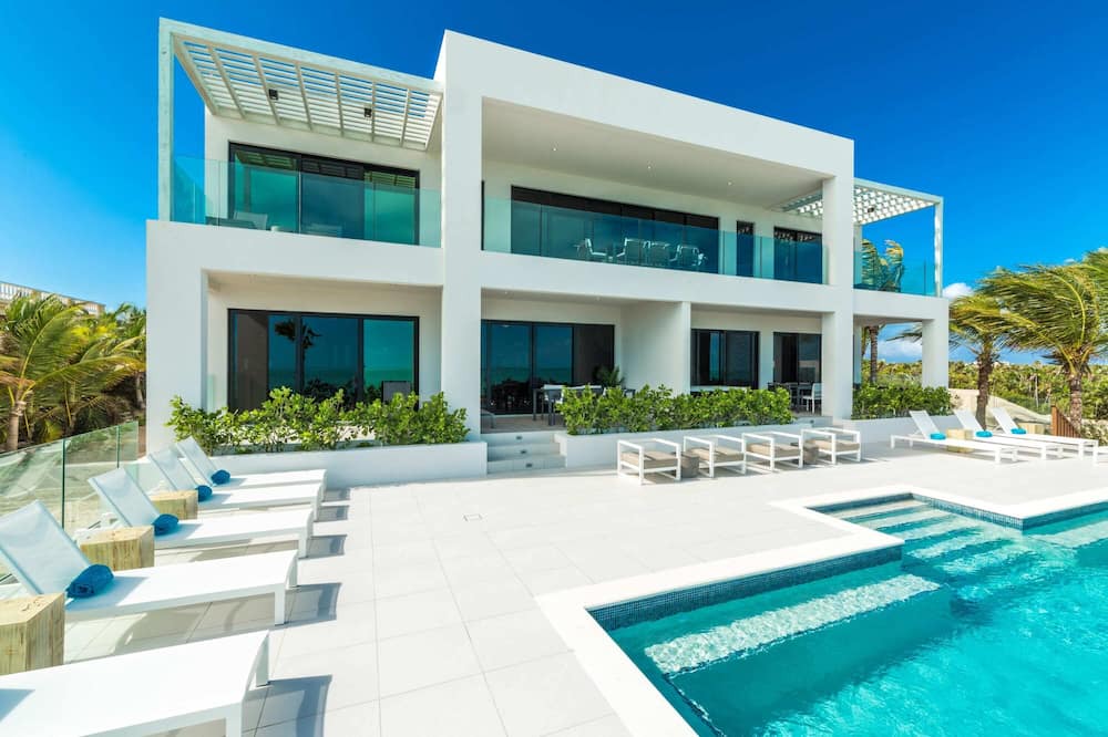 Photo of Outdoor in Long Bay Hills