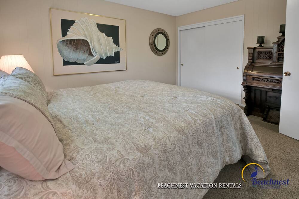 Photo of Bedroom in Aptos