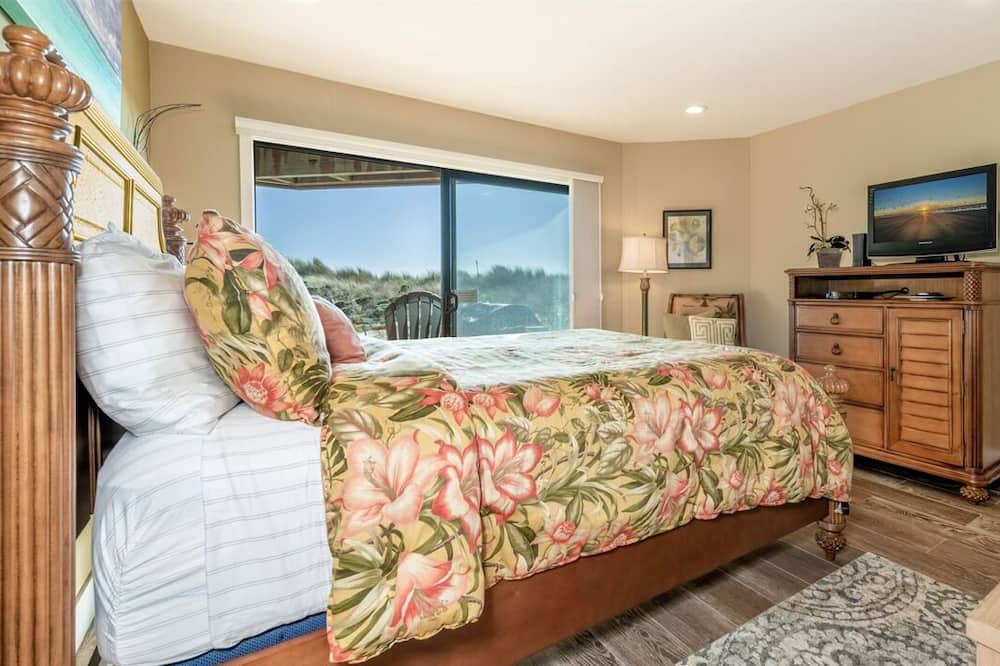 Photo of Bedroom in Pajaro Dunes