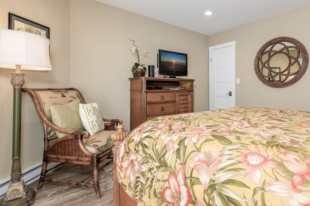 Photo of Bedroom in Pajaro Dunes