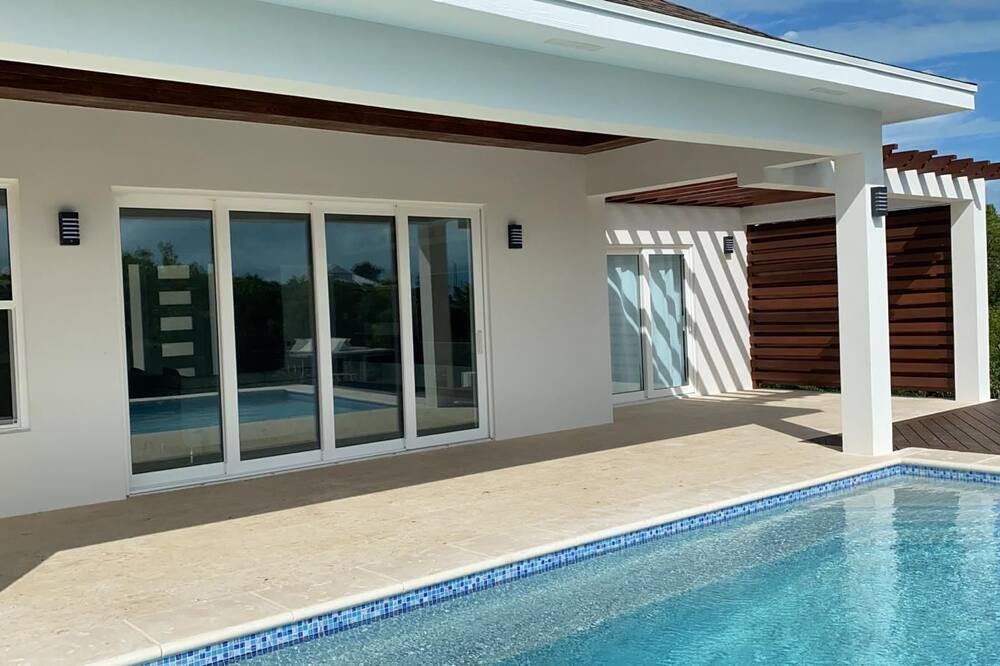 Photo of Outdoor in Discovery Bay