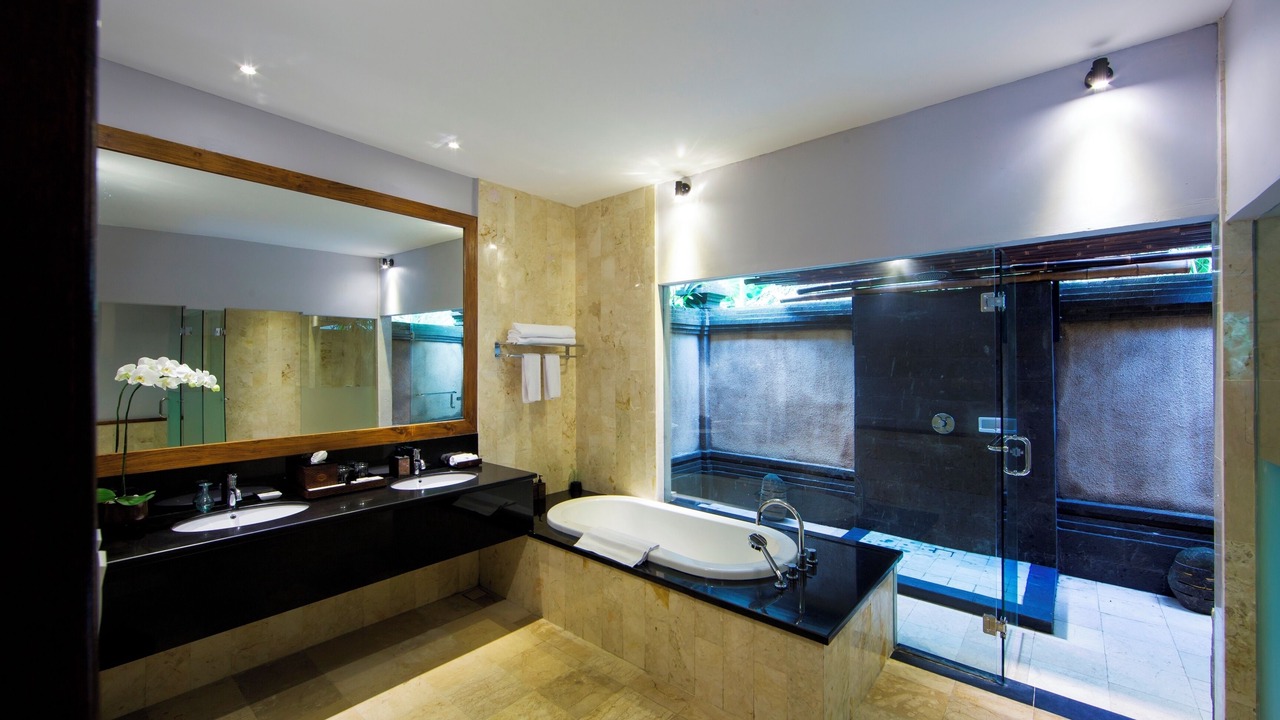 Photo of Bathroom in Sambahan