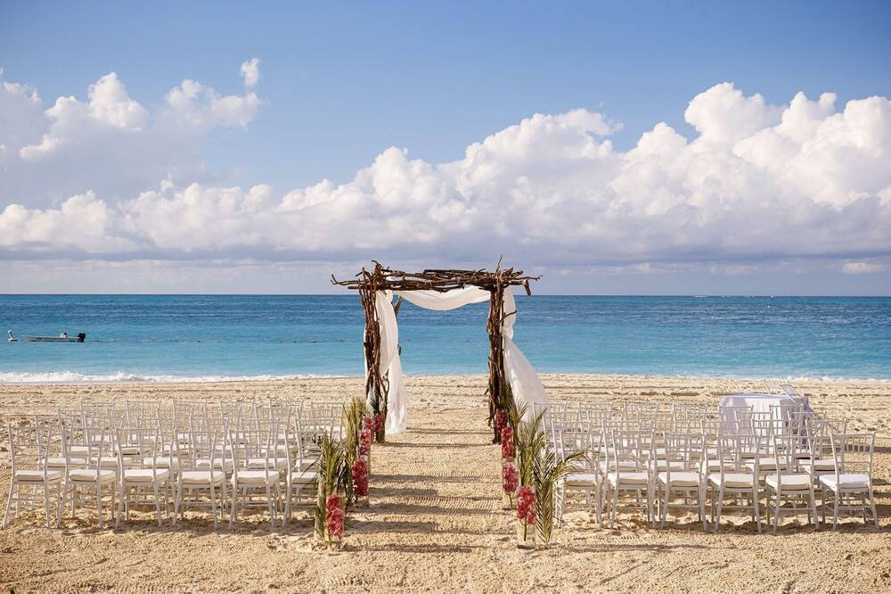 Photo of Others in Grace Bay