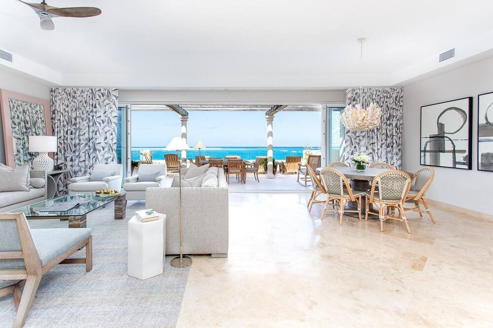 Photo of Others in Grace Bay