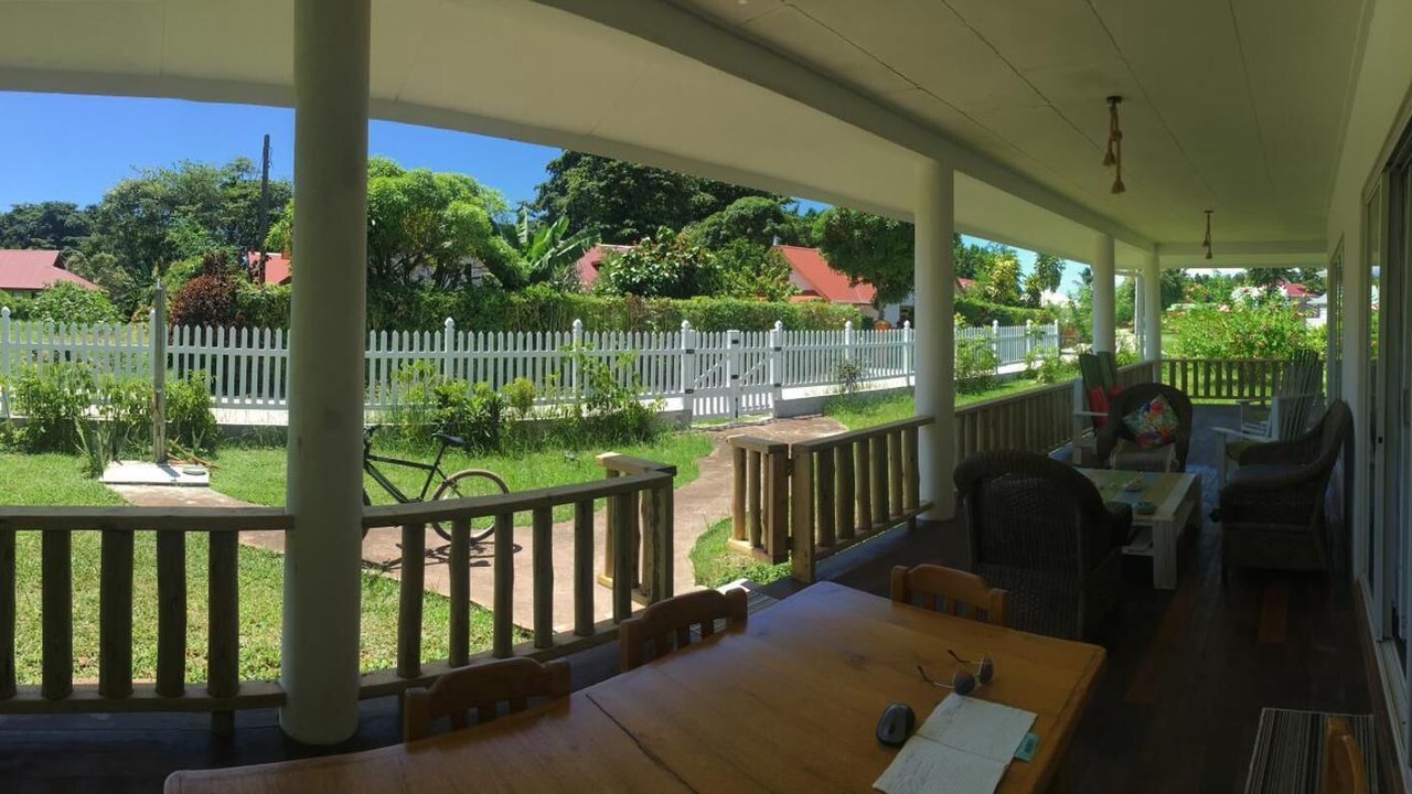 Photo of Patio Balcony in La Passe