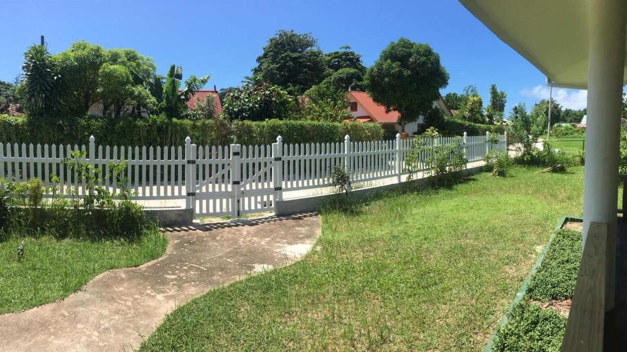 Photo of Patio Balcony in La Passe