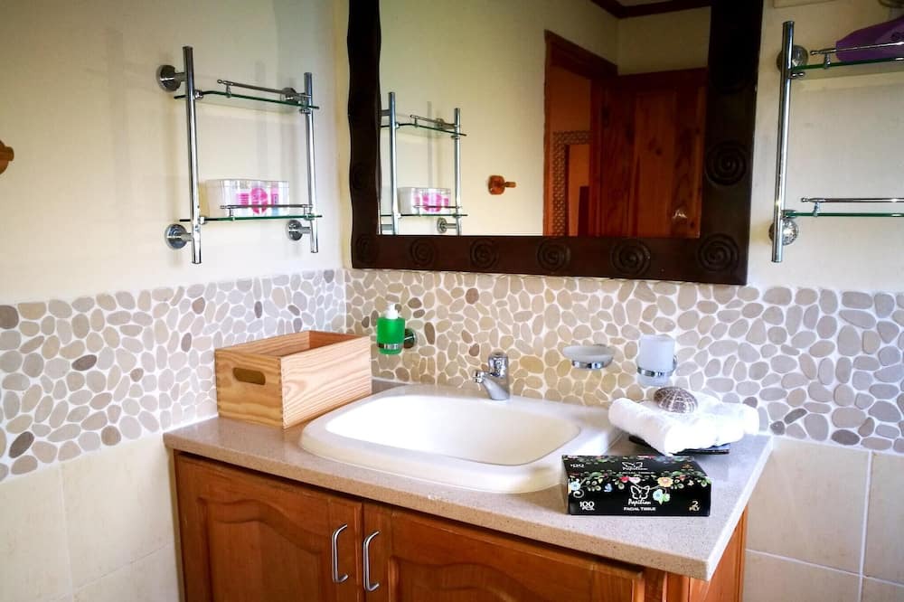 Photo of Bathroom in Anse la Blague