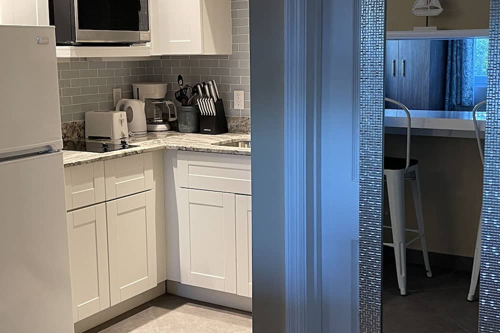 Photo of Kitchen in Leeward Settlement