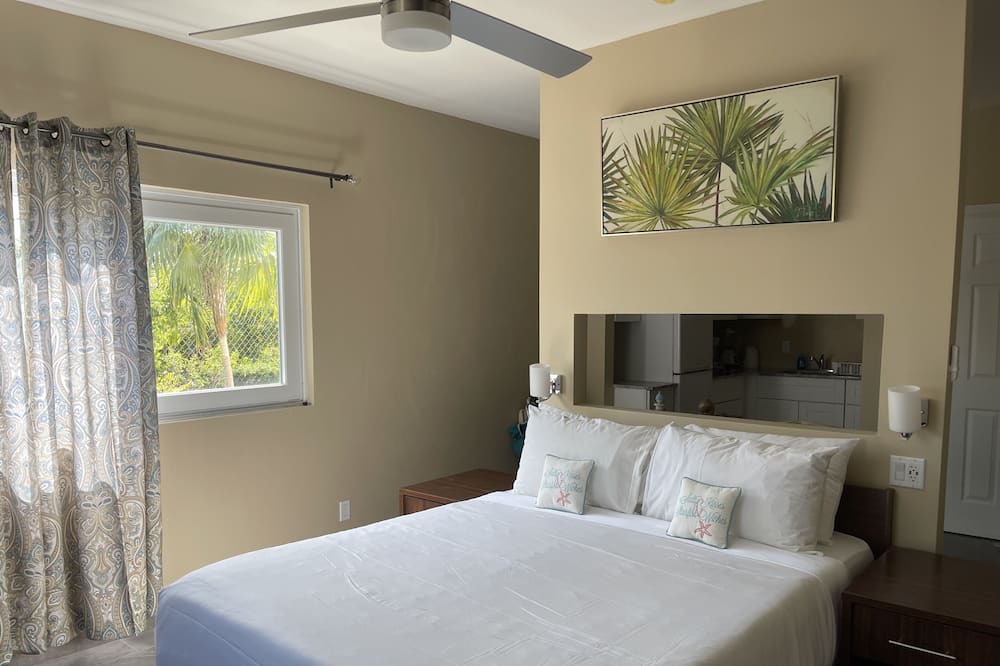 Photo of Bedroom in Leeward Settlement