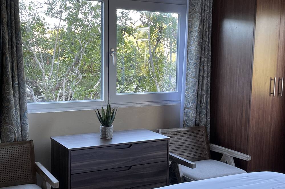 Photo of Bedroom in Leeward Settlement