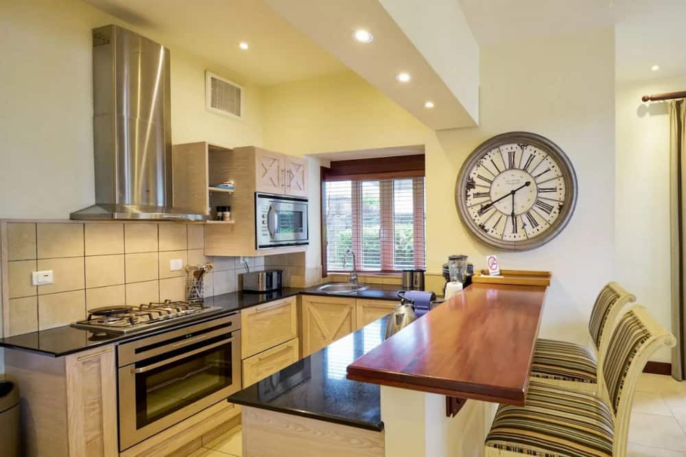 Photo of Kitchen in Mare Anglaise
