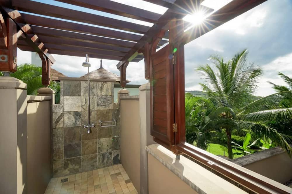 Photo of Bathroom in Mare Anglaise