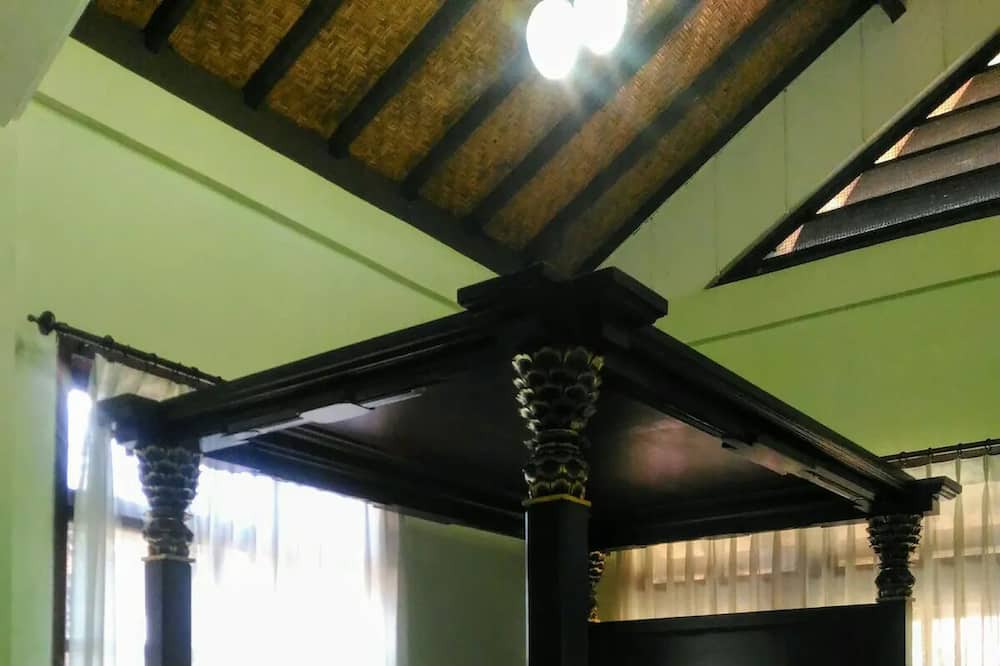 Photo of Bedroom in Mumbul
