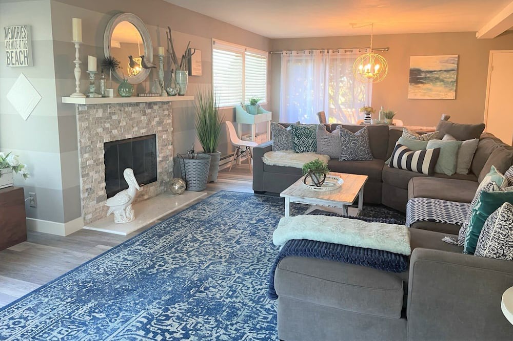 Photo of Bedroom in Pajaro Dunes