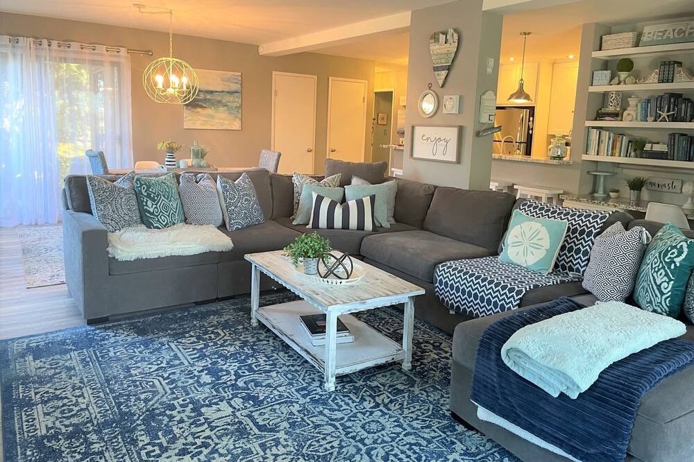 Photo of Bedroom in Pajaro Dunes