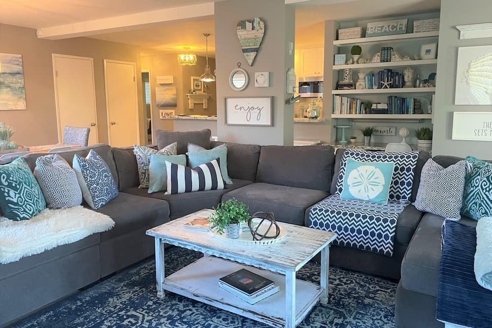 Photo of Livingroom in Pajaro Dunes