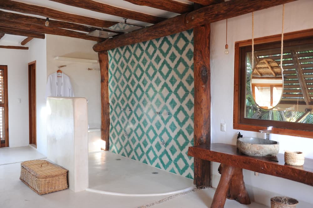 Photo of Bathroom in Downtown Holbox